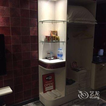兰州西站乐谷臻品酒店式主题公寓酒店提供图片