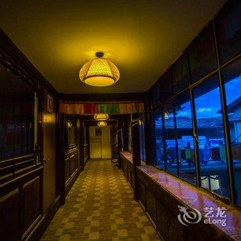 香格里拉隔壁老王精品客栈酒店提供图片