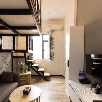 广州CD创意公寓(天河客运站店)酒店提供图片