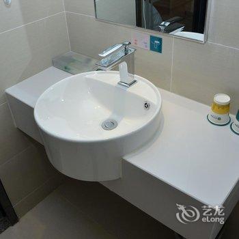 城市便捷酒店(郫县绿地盈创国际店)酒店提供图片