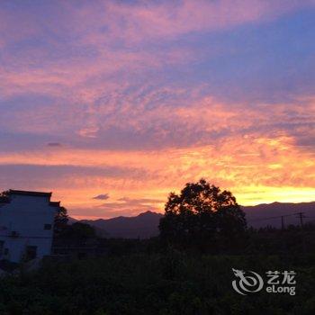 黄山塔川鸿霄农家乐酒店提供图片