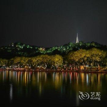 长沙七悦臻品酒店公寓(五一广场坡子街店)酒店提供图片