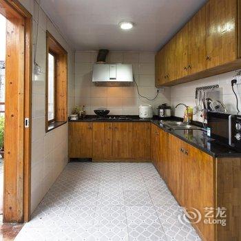 凤凰幸福花园景区连锁客栈(凤凰店)酒店提供图片