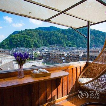 凤凰幸福花园景区连锁客栈(凤凰店)酒店提供图片