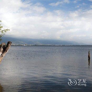 诗莉莉泛蜜月·大理云水小筑海景精品度假酒店酒店提供图片