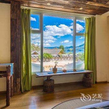 诗莉莉泛蜜月在泸沽湖里格纳海酒店提供图片