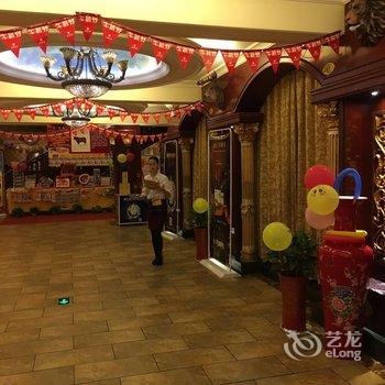 监利吉司利主题酒店酒店提供图片