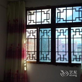 理塘县318招待所酒店提供图片