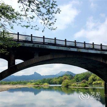 武夷山六悦山溪竹主题设计酒店酒店提供图片