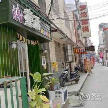 荆州童话主题连锁酒店长大东校区店酒店提供图片