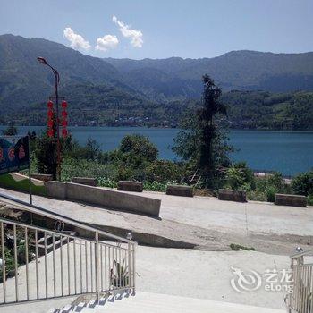 雷波马湖大庆农家乐酒店提供图片