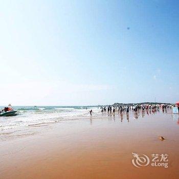 青岛蓝凤凰·金沙滩房车露营地酒店提供图片