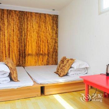 青岛蓝凤凰·金沙滩房车露营地酒店提供图片