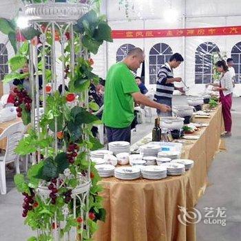 青岛蓝凤凰·金沙滩房车露营地酒店提供图片