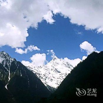 德钦聚缘小屋观景客栈酒店提供图片