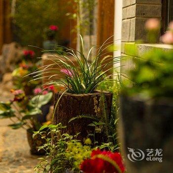 丽江千里走单骑胭雨桃花客栈酒店提供图片