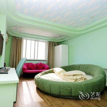 滁州520主题宾馆酒店提供图片
