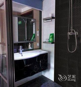 凤凰玉景阁酒店提供图片