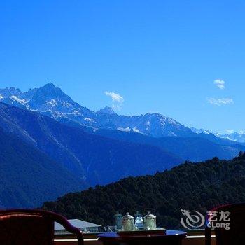 德钦明珠拉卡雪山观景酒店酒店提供图片