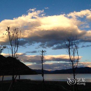 丽江泸沽湖中国湖边小屋客栈酒店提供图片