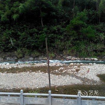 临安龙岗凤凰山庄酒店提供图片