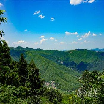 莫干山水墨山居游多多客栈酒店提供图片