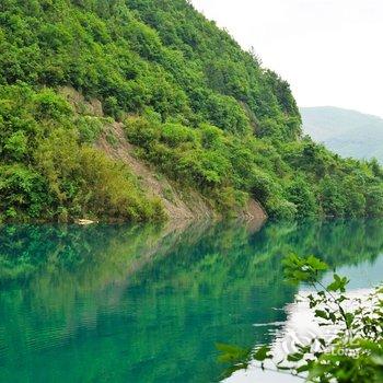 莫干山水墨山居游多多客栈酒店提供图片