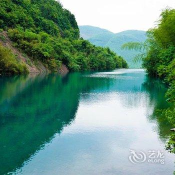 莫干山水墨山居游多多客栈酒店提供图片