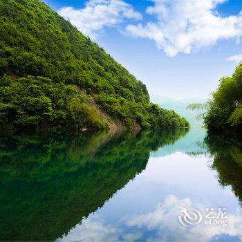 莫干山水墨山居游多多客栈酒店提供图片