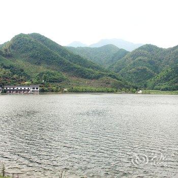 富阳水映山庄酒店提供图片