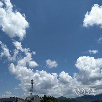 武夷山田鑫食宿茶酒店提供图片