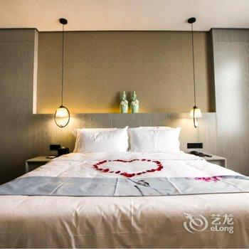 璞素酒店(随州白云湖教育局店)酒店提供图片
