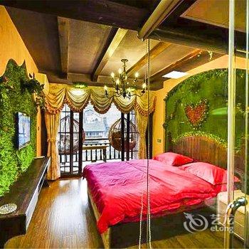 凤凰兄弟人家吊脚楼客栈(旗舰店)酒店提供图片