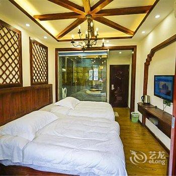 凤凰兄弟人家吊脚楼客栈(旗舰店)酒店提供图片