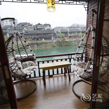 凤凰兄弟人家吊脚楼客栈(旗舰店)酒店提供图片