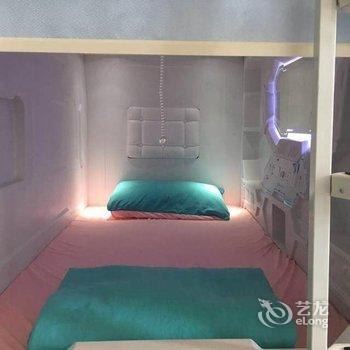 兰州色调主题青年旅社酒店提供图片