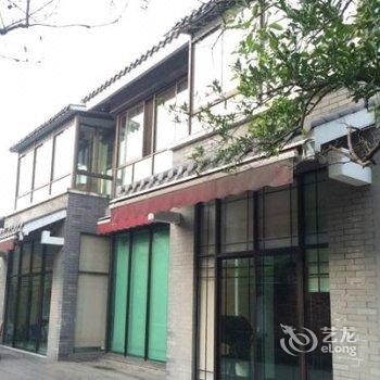 扬州新青年之家酒店提供图片
