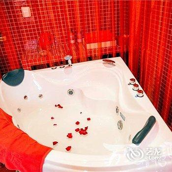 万爱情侣主题酒店(昆明汇都店)酒店提供图片