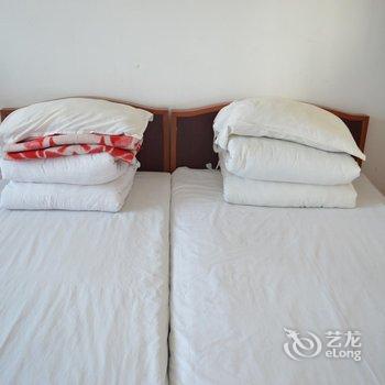 灵寿县一家人宾馆酒店提供图片