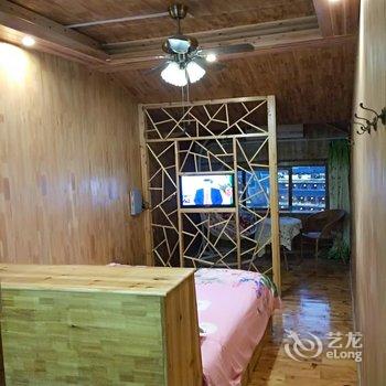 凤凰有家客栈(金家园店)酒店提供图片