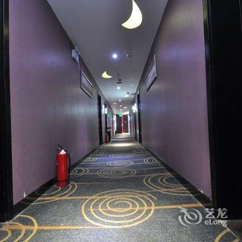 凤凰山庄美景主题宾馆酒店提供图片