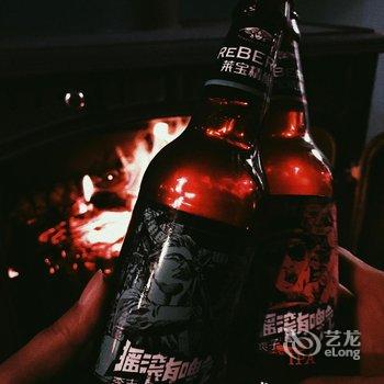 罗平97ROCK青年旅舍酒店提供图片