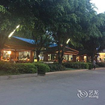 瑞丽恒兴饭店酒店提供图片