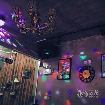 深圳较场尾纸牌屋客栈酒店提供图片