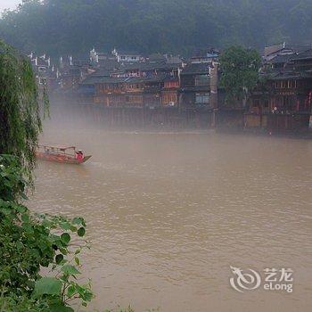 凤凰邂逅里咖啡旅馆酒店提供图片