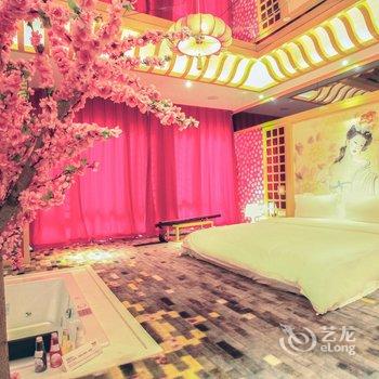 西安天鹅恋情侣主题酒店(大明宫店)酒店提供图片