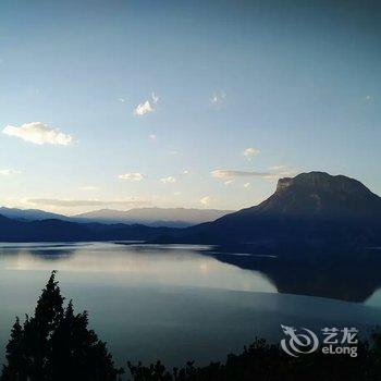 泸沽湖湿地花楼客栈酒店提供图片