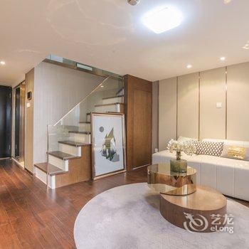 世季假日服务公寓(上海国际旅游度假区张江店)(原新国际博览中心张江店)酒店提供图片