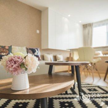 世季假日服务公寓(上海国际旅游度假区张江店)(原新国际博览中心张江店)酒店提供图片