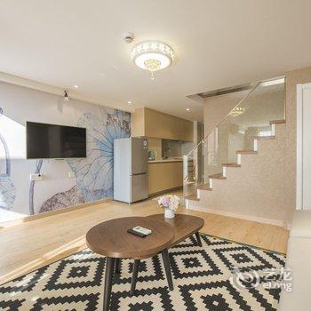 世季假日服务公寓(上海国际旅游度假区张江店)(原新国际博览中心张江店)酒店提供图片